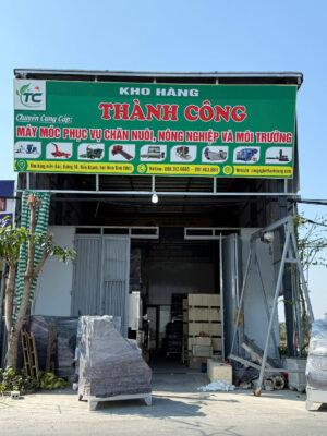 Công hàng máy tách ép phân về kho ngày 8/1/2026